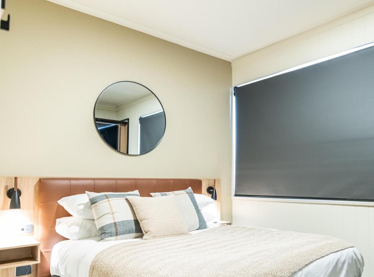 Eyre Hotel Уаяла Екстериор снимка
